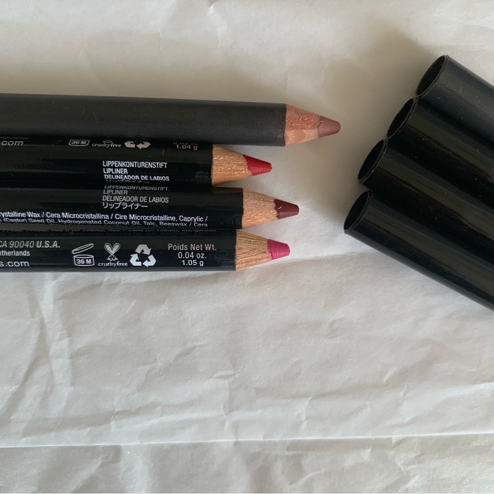 MAC & NYX Lip Liner Bundle Set of 4 Red Pink Nude Pre-Owned Lightly Used - Picture 4 of 5